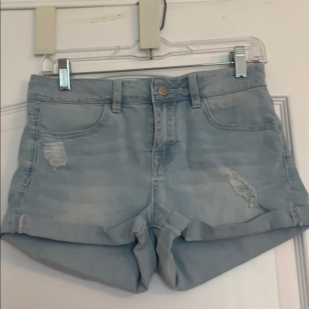 Light Wash Distressed Jean Shorts ☆